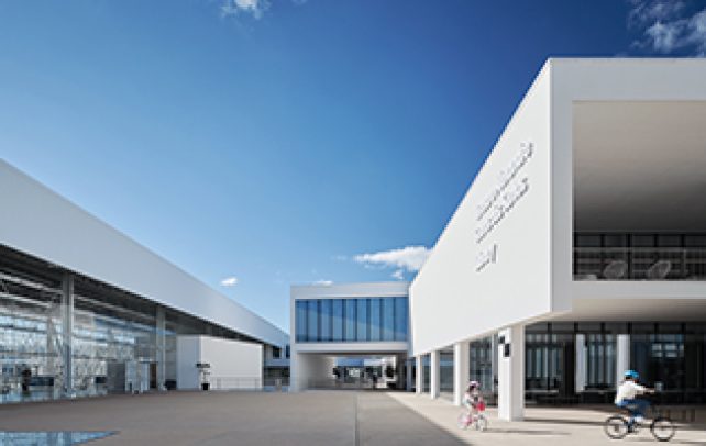 SITE-LawWithoutWalls-thumbnail_01